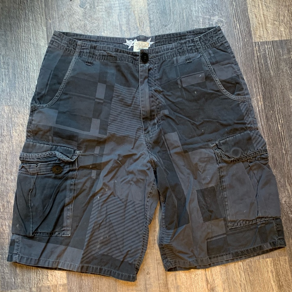32W CARGO MEN SHORTS